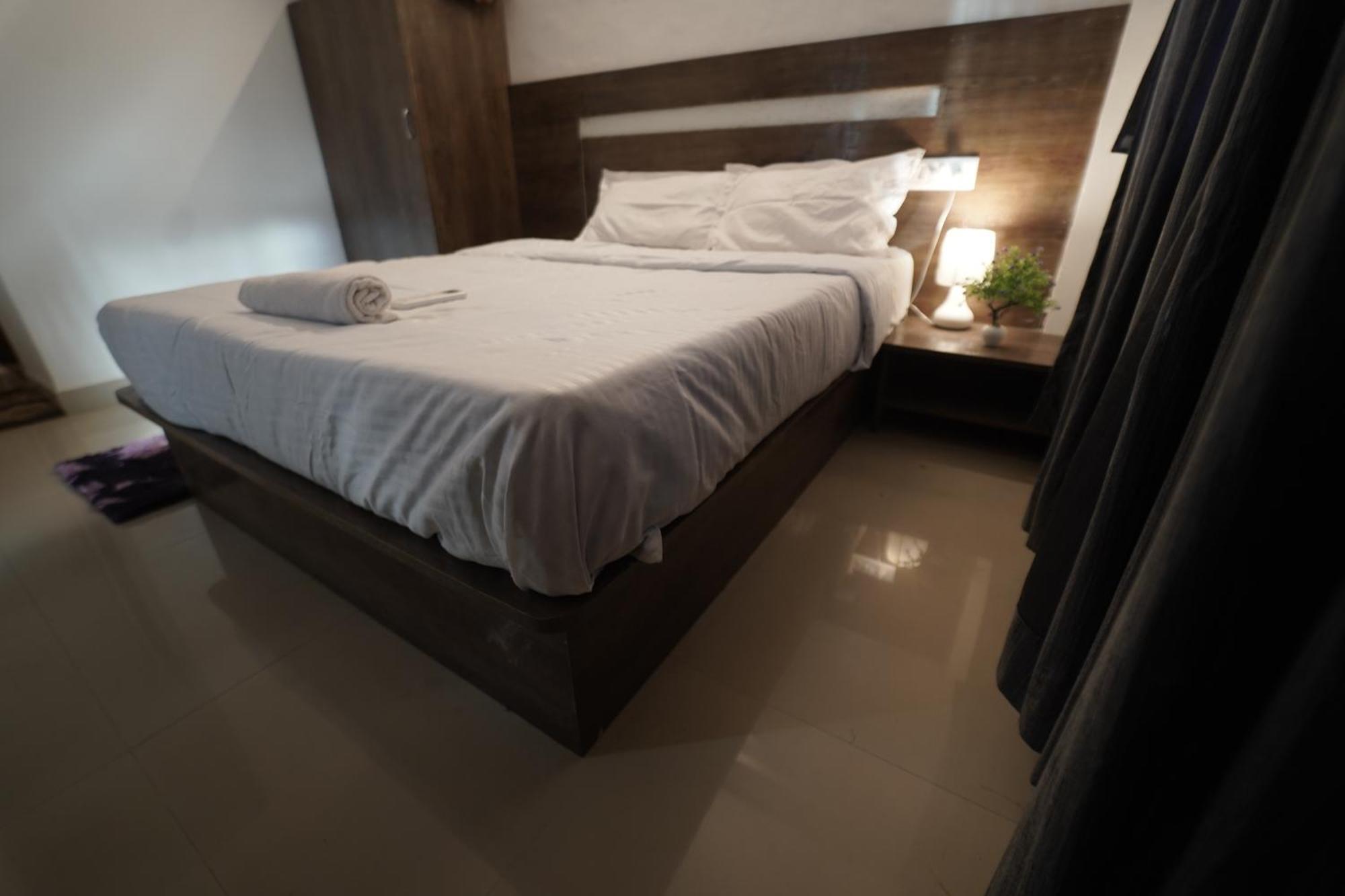 Ananya Ac Luxury Ll 3bhk Ll Private Ll With Swimming Pool Ll * Lonavala